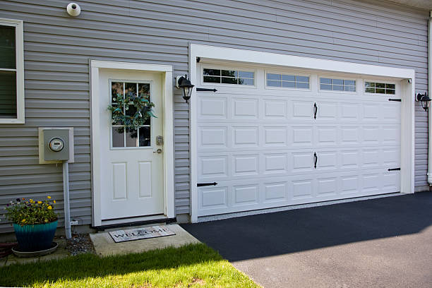 24/7 Emergency Garage Door Panel Replacement experts in Milford, NJ
